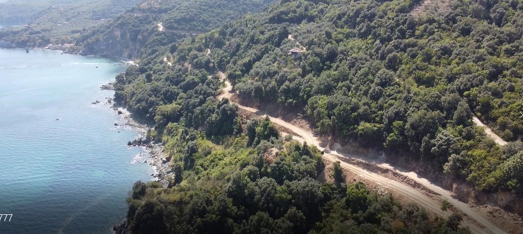 Προχωρούν οι εργασίες στον παραλιακό άξονα